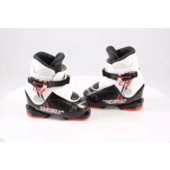 Chaussures Ski Enfant/junior DALBELLO CX 1, Black/white, Ratchet Buckle ( En PARFAIT état ) -Atomic Shop Soldes chaussures ski enfant junior dalbello cx 1 black white ratchet buckle en parfait etat.jpg 2