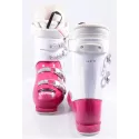 Chaussures Ski Enfant/junior LANGE STARLET RSJ 60, 2019, WHITE/pink ( En PARFAIT état ) 13 Chaussures Ski Enfant/junior LANGE STARLET RSJ 60, 2019, WHITE/pink ( En PARFAIT état ) – Image 11