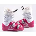 Chaussures Ski Enfant/junior LANGE STARLET RSJ 60, 2019, WHITE/pink ( En PARFAIT état ) 11 Chaussures Ski Enfant/junior LANGE STARLET RSJ 60, 2019, WHITE/pink ( En PARFAIT état ) – Image 9