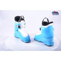 Chaussures Ski Enfant/junior SALOMON T1 YETI, RATCHET Buckle, BLUE/white ( En PARFAIT état ) 20 Chaussures Ski Enfant/junior SALOMON T1 YETI, RATCHET Buckle, BLUE/white ( En PARFAIT état ) -Atomic Shop Soldes chaussures ski enfant junior salomon t1 yeti ratchet buckle blue white en parfait etat.jpg 4