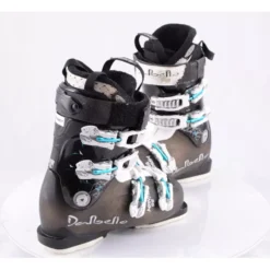 Chaussures Ski Femme DALBELLO MANTIS 95 W, Micro, Macro ( En PARFAIT état ) -Atomic Shop Soldes chaussures ski femme dalbello mantis 95 w micro macro en parfait etat.jpg 2