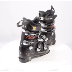 Chaussures Ski Femme FISCHER RC4 MY CURV XTR 90, 2019, Sanitized, AFZ, Dry Shield, Micro, Macro -Atomic Shop Soldes chaussures ski femme fischer rc4 my curv xtr 90 2019 sanitized afz dry shield micro macro.jpg 2
