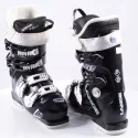 Chaussures Ski Femme LANGE RX 80 W L. V., Polyurethane, Dual Core, 3M Thinsulate, BLACK/white ( En PARFAIT état ) 16 Chaussures Ski Femme LANGE RX 80 W L. V., Polyurethane, Dual Core, 3M Thinsulate, BLACK/white ( En PARFAIT état ) – Image 14