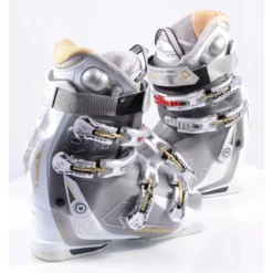 Chaussures Ski Femme LOWA XC 7, SKI/WALK Mode, AIR Pump, Canting Adjust, EXTREM Comfort ( En PARFAIT état ) 18 Chaussures Ski Femme LOWA XC 7, SKI/WALK Mode, AIR Pump, Canting Adjust, EXTREM Comfort ( En PARFAIT état ) -Atomic Shop Soldes chaussures ski femme lowa xc 7 ski walk mode air pump canting adjust extrem comfort en parfait etat.jpg 2