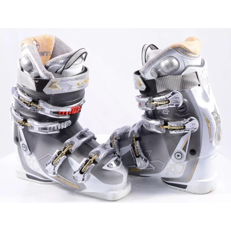 Chaussures Ski Femme LOWA XC 7, SKI/WALK Mode, AIR Pump, Canting Adjust, EXTREM Comfort ( En PARFAIT état ) 3 Chaussures Ski Femme LOWA XC 7, SKI/WALK Mode, AIR Pump, Canting Adjust, EXTREM Comfort ( En PARFAIT état )