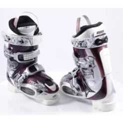 Chaussures Ski Femme Neuves ATOMIC LIVE FIT PLUS, NAVICULAR Pocket, Micro, Macro ( NEUVES ) 22 Chaussures Ski Femme Neuves ATOMIC LIVE FIT PLUS, NAVICULAR Pocket, Micro, Macro ( NEUVES ) -Atomic Shop Soldes chaussures ski femme neuves atomic live fit plus navicular pocket micro macro neuves.jpg 6