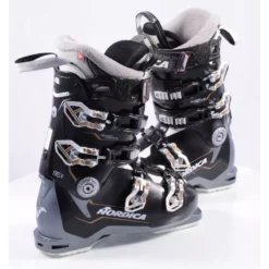 Chaussures Ski Femme NORDICA SPEEDMACHINE 95 W X 2021, Grip Walk, Tri-force Shell, 3D Cork Fit Liner, Black/white -Atomic Shop Soldes chaussures ski femme nordica speedmachine 95 w x 2021 grip walk tri force shell 3d cork fit liner black white.jpg 2