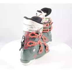 Chaussures Ski Femme ROSSIGNOL ALLTRACK KHAKI 2020, Dual Core, Specific Woman Design, SKI/WALK, Micro, Macro 14 Chaussures Ski Femme ROSSIGNOL ALLTRACK KHAKI 2020, Dual Core, Specific Woman Design, SKI/WALK, Micro, Macro -Atomic Shop Soldes chaussures ski femme rossignol alltrack khaki 2020 dual core specific woman design ski walk micro macro en parfait etat.jpg 2