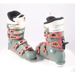 Chaussures Ski Femme ROSSIGNOL ALLTRACK KHAKI 2020, Dual Core, Specific Woman Design, SKI/WALK, Micro, Macro 16 Chaussures Ski Femme ROSSIGNOL ALLTRACK KHAKI 2020, Dual Core, Specific Woman Design, SKI/WALK, Micro, Macro -Atomic Shop Soldes chaussures ski femme rossignol alltrack khaki 2020 dual core specific woman design ski walk micro macro en parfait etat.jpg 4