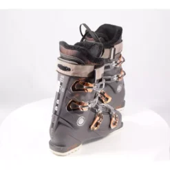 Chaussures Ski Femme ROSSIGNOL PURE PRO 100 R GRAPHITE 2019, Win Therm, Slim Fit, Micro, Macro -Atomic Shop Soldes chaussures ski femme rossignol pure pro 100 r graphite 2019 win therm slim fit micro macro.jpg 2