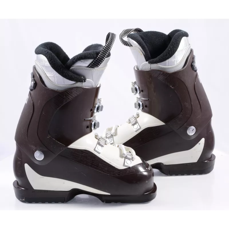 Chaussures Ski Femme SALOMON DIVINE 550, Extended Lever, Comfortable Slipper, Brown/white 8 Chaussures Ski Femme SALOMON DIVINE 550, Extended Lever, Comfortable Slipper, Brown/white – Image 6