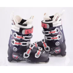 Chaussures Ski Femme TECNICA MACH1 105 MV, Purple, CUSTOM Adaptive Shape, QUADRA Tech, ULTRA Fit PRO, Micro, Macro, Canting -Atomic Shop Soldes chaussures ski femme tecnica mach1 105 mv purple custom adaptive shape quadra tech ultra fit pro micro macro canting.jpg 1