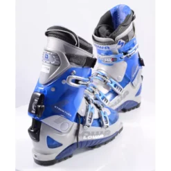 Chaussures Ski Randonnée LOWA STRUKTURA 4, Micro, Ski/walk, Grey/blue ( Comme NEUVES ) -Atomic Shop Soldes chaussures ski randonnee lowa struktura 4 micro ski walk grey blue comme neuves.jpg 2