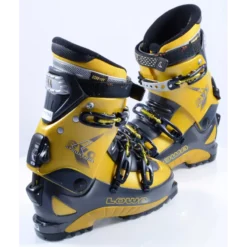Chaussures Ski Randonnée LOWA STRUKTURA EVO, Ski/walk, Micro, Gore-tex, Yellow/black ( Comme NEUVES ) -Atomic Shop Soldes chaussures ski randonnee lowa struktura evo ski walk micro gore tex yellow black comme neuves.jpg 2