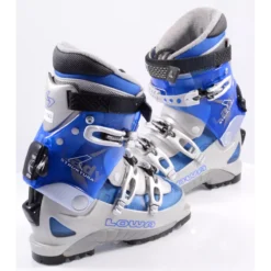 Chaussures Ski Randonnée LOWA STRUKTURA LADY, Micro, Ski/walk, Grey/blue ( Comme NEUVES ) -Atomic Shop Soldes chaussures ski randonnee lowa struktura lady micro ski walk grey blue comme neuves.jpg 2