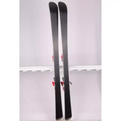 Skis BOMBER COCA COLA, Woodcore, Titanium, Luxury Line Special Edition + Tyrolia PRO 12 -Atomic Shop Soldes skis bomber coca cola woodcore titanium luxury line special edition tyrolia pro 12.jpg 3