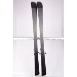 Skis BOMBER DINO JEAN-MICHAEL BASQUIAT Artist Limited 2019 + Bomber 412 ( En PARFAIT état ) -Atomic Shop Soldes skis bomber dino jean michael basquiat artist limited 2019 bomber 412 en parfait etat.jpg 3