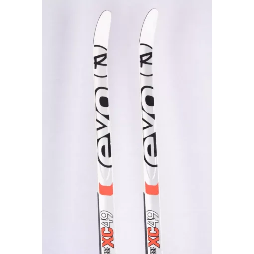 Skis De Fond ROSSIGNOL FIRST AR CUT EVO XC 49 2020 + Rossignol NNN ( En PARFAIT état ) -Atomic Shop Soldes skis de fond rossignol first ar cut evo xc 49 2020 rossignol nnn en parfait etat.jpg