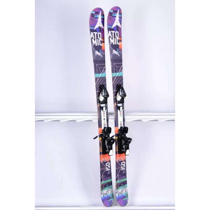 Skis Enfant/junior ATOMIC PUNX, FREESTYLE, Handmade, Junior Eagle, TWINTIP + Atomic Ezytrak 7 4 Skis Enfant/junior ATOMIC PUNX, FREESTYLE, Handmade, Junior Eagle, TWINTIP + Atomic Ezytrak 7 – Image 2