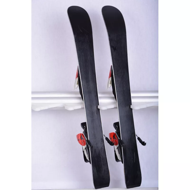 Skis Enfant/junior ATOMIC REDSTER, WHITE, Piste Rocker, Handmade + Atomic XTE 7 Red/white 8 Skis Enfant/junior ATOMIC REDSTER, WHITE, Piste Rocker, Handmade + Atomic XTE 7 Red/white – Image 6