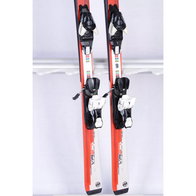 Skis Enfant/junior DYNAMIC VR 27, Red/white + Atomic XTE 7 5 Skis Enfant/junior DYNAMIC VR 27, Red/white + Atomic XTE 7 – Image 3