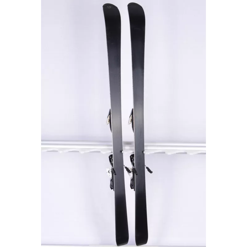 Skis Enfant/junior DYNAMIC VR 27, Red/white + Atomic XTE 7 6 Skis Enfant/junior DYNAMIC VR 27, Red/white + Atomic XTE 7 – Image 4