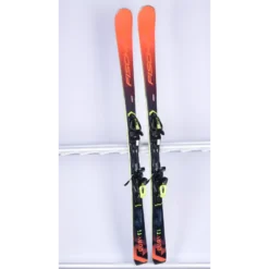 Skis FISCHER RC4 THE CURV TI 2022, Triple Radius, Air Carbon, Grip Walk + Fischer Z11 ( En PARFAIT état ) -Atomic Shop Soldes skis fischer rc4 the curv ti 2022 triple radius air carbon grip walk fischer z11 en parfait etat.jpg 2