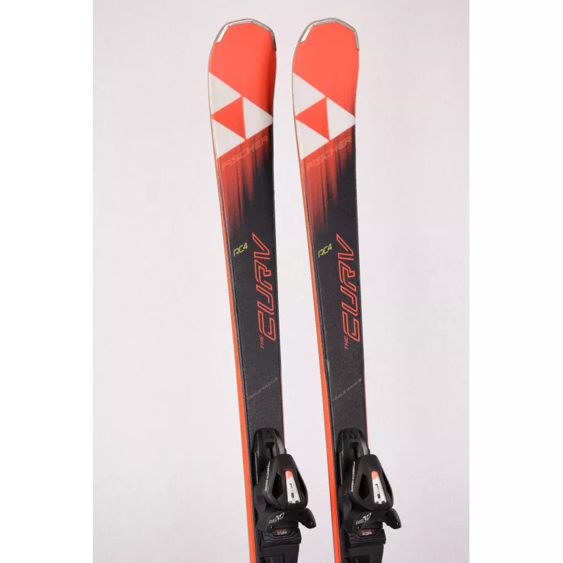 Skis FISCHER RC4 THE CURV XTR 2019, Triple Radius, Piste Rocker, Woodcore, + Fischer RS10 ( En PARFAIT état ) 3 Skis FISCHER RC4 THE CURV XTR 2019, Triple Radius, Piste Rocker, Woodcore, + Fischer RS10 ( En PARFAIT état )