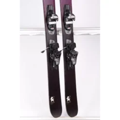 Skis Freeride DPS ZELDA 106 FOUNDATION 2019, Partial TWINTIP Carbon Wood + Marker Squire 11 ( En PARFAIT état ) -Atomic Shop Soldes skis freeride dps zelda 106 foundation 2019 partial twintip carbon wood marker squire 11 en parfait etat.jpg 2