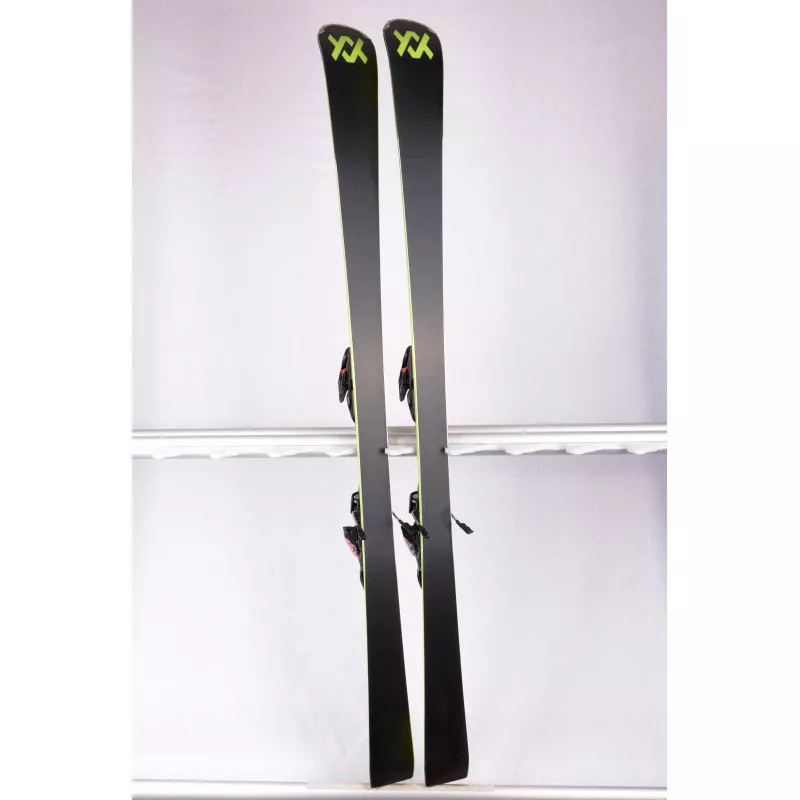 Skis VOLKL RACETIGER SL 2020 UVO, Titanium, Speedwall, Multilayer Woodcore, Grip Walk + Marker XCELL 12 ( En PARFAIT état ) 6 Skis VOLKL RACETIGER SL 2020 UVO, Titanium, Speedwall, Multilayer Woodcore, Grip Walk + Marker XCELL 12 ( En PARFAIT état ) – Image 4
