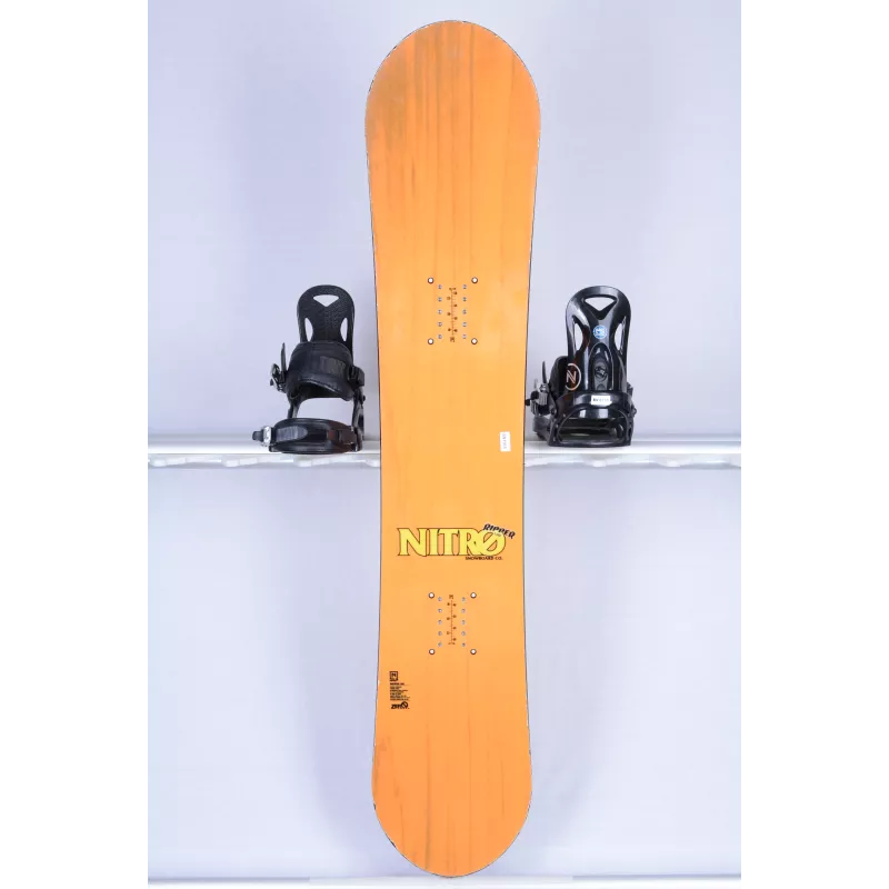 Snowboard Enfant/junior NITRO RIPPER YOUTH, Power Core, Radial Sidecut, FLAT 3 Snowboard Enfant/junior NITRO RIPPER YOUTH, Power Core, Radial Sidecut, FLAT