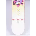Snowboard Femme SALOMON LOTUS, Directional Twin, Radial Sidecut, SuperFLAT 9 Snowboard Femme SALOMON LOTUS, Directional Twin, Radial Sidecut, SuperFLAT – Image 7