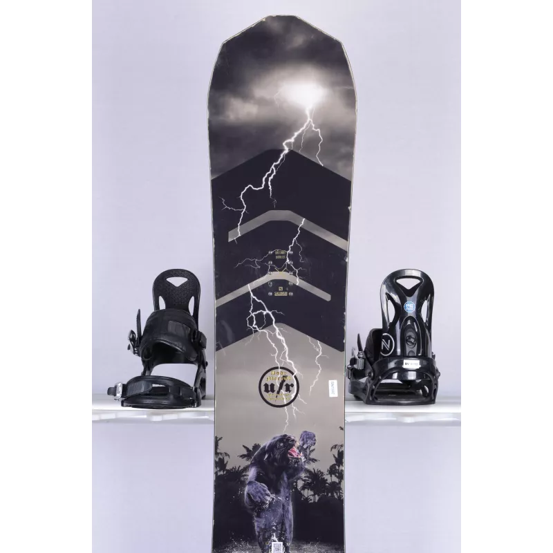 Snowboard SALOMON THE ULTIMATE RIDE BODE MERRILL, Quadralizer, Freeride, Freestyle, All Mountain, Twin Tip, Quad CAMBER 4 Snowboard SALOMON THE ULTIMATE RIDE BODE MERRILL, Quadralizer, Freeride, Freestyle, All Mountain, Twin Tip, Quad CAMBER – Image 2