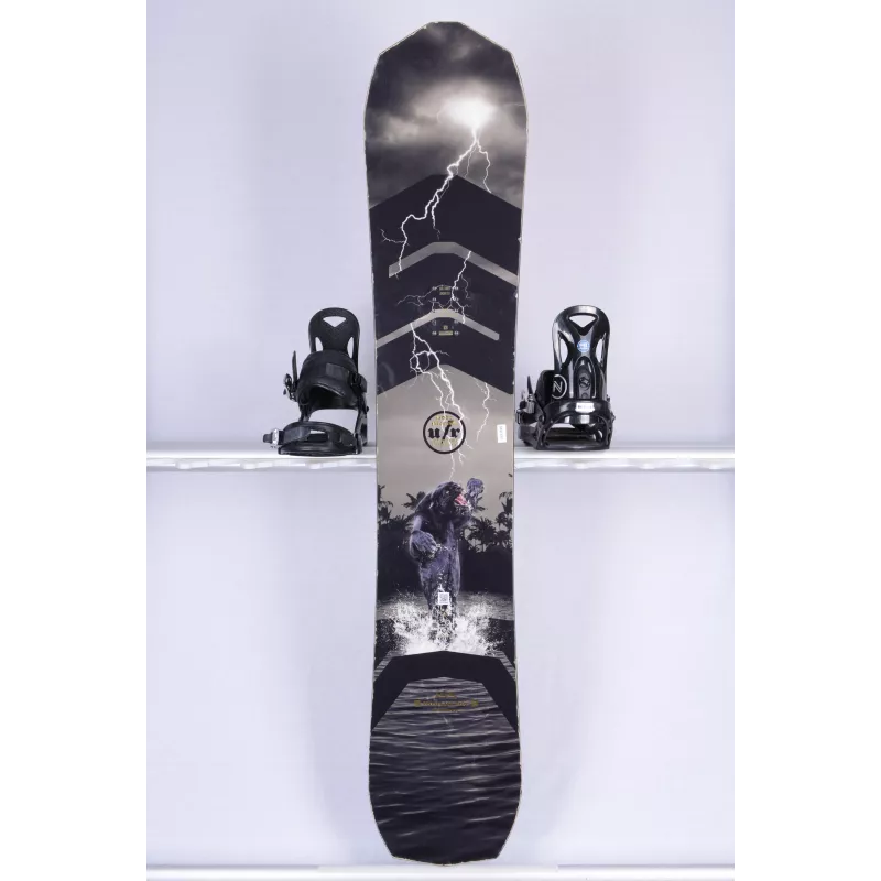 Snowboard SALOMON THE ULTIMATE RIDE BODE MERRILL, Quadralizer, Freeride, Freestyle, All Mountain, Twin Tip, Quad CAMBER 3 Snowboard SALOMON THE ULTIMATE RIDE BODE MERRILL, Quadralizer, Freeride, Freestyle, All Mountain, Twin Tip, Quad CAMBER